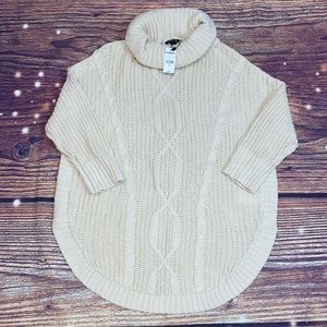 Women’s Express sweater. Size Medium. Cocoon